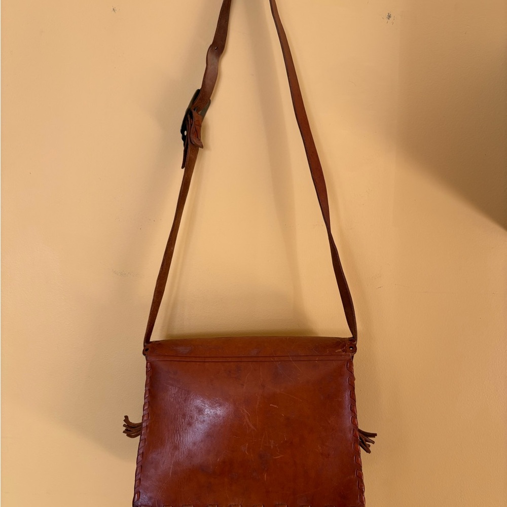 Vintage Leather Tooled Shoulder Bag 60’s 70’s - Picture 11 of 15